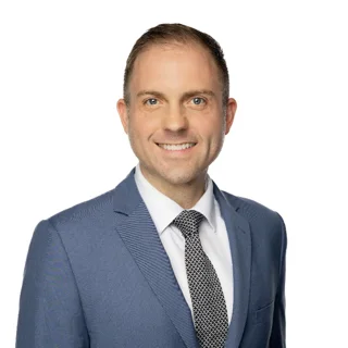 Troy Hale portrait
